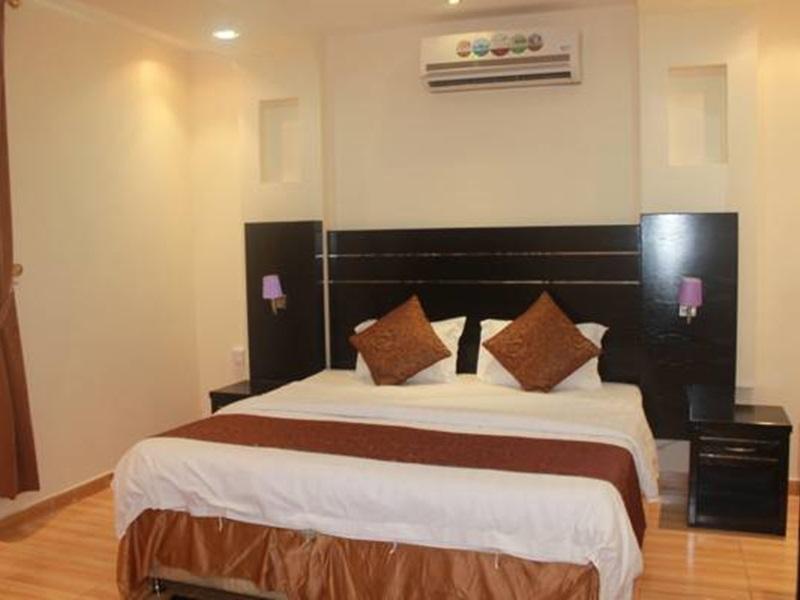 Talin Star Suites Riyadh Exteriör bild