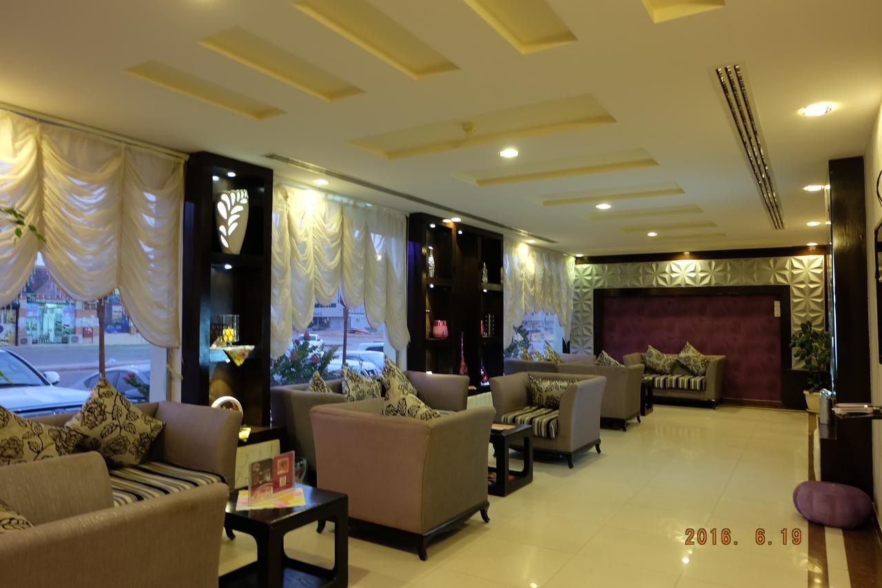 Talin Star Suites Riyadh Exteriör bild